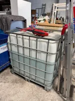 1 container IBC (conținut cca 675 l)
