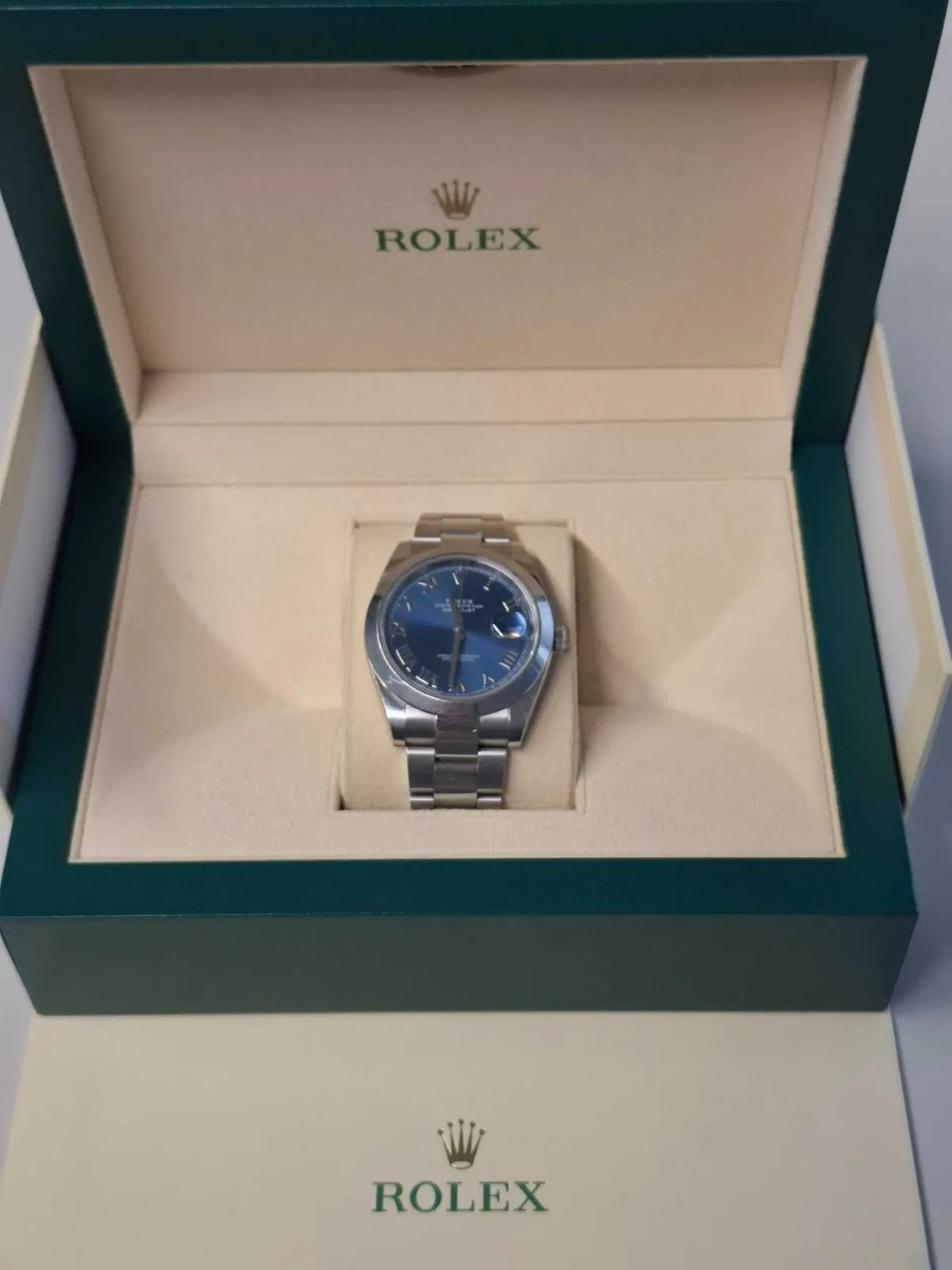 1 ساعة يد *** ROLEX *** DateJust