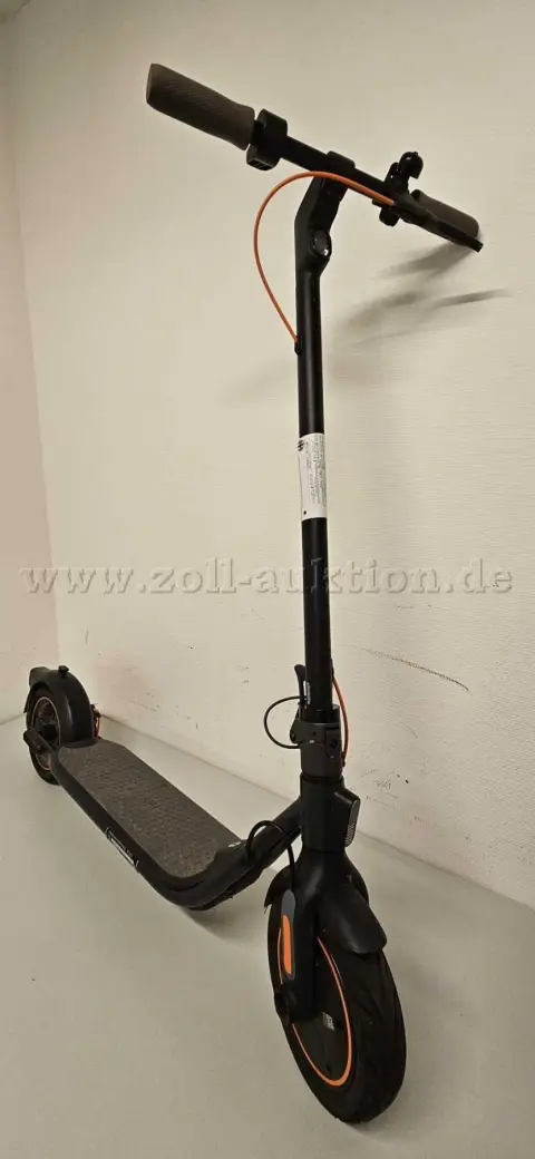 1 ninebot by Segway elektrisk sparkesykkel
