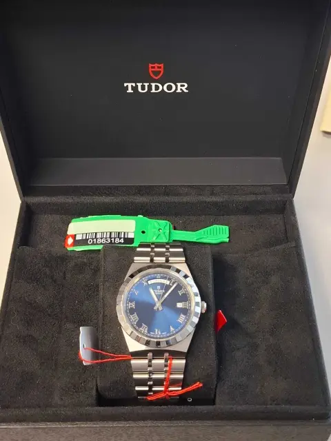 1 ساعة يد رجالية *** Tudor*** Day-Date, Royal