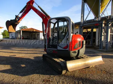 1 gusjenični bager Neuson 50Z3