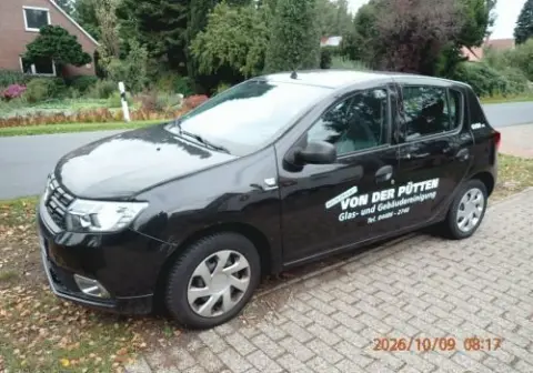 1 Dacia Sandero, første registrering: 12.10.2020, registreringsnummer: OL-JV 27, EU-kontroll til 11/27, 5-dørs, svart, hatchback, bensin/LPG