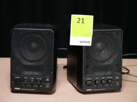 Coppia di diffusori monitor Yamaha MS101
