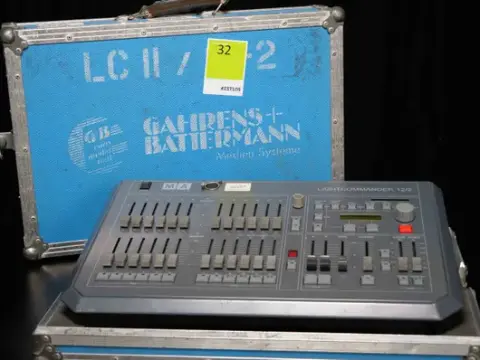 MA Lightcommander 12/2 inkl. kuffert