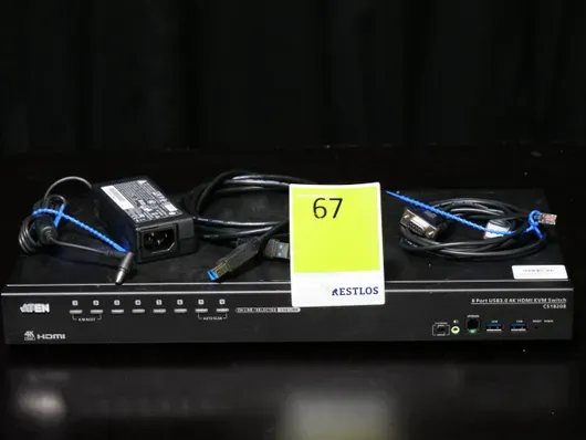 Switch KVM ATEN a 8 porte USB3.0 + HDMI 2.0, incl. 8x cavo USB-B 3.0