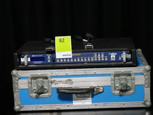 Analog Way Pulse PLS300 mixer seamless, switcher, scaler