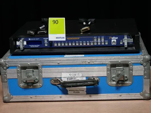 Analog Way Pulse PLS300 mixer seamless, switcher, scaler