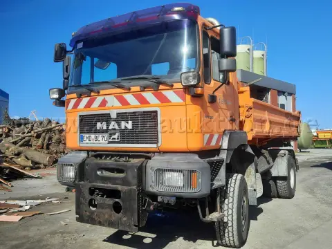 1 MAN FE 19.310 összkerékhajtású billenős teherautó "Youngtimer"