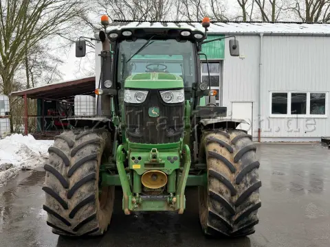 1 tractor John Deere 6170R - cutie de viteze defectă