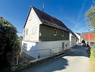 Einfamilienhaus mit großem Garten in ruhiger Lage – Nobitz