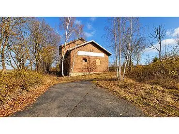 ehem. Bahnwohnhaus mit NG – Großenstein