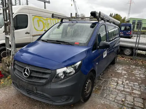 Osobni automobil/kombi Mercedes Benz Vito (639/4)