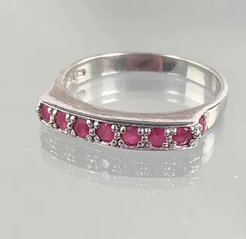 Rubí - anillo de plata 925.