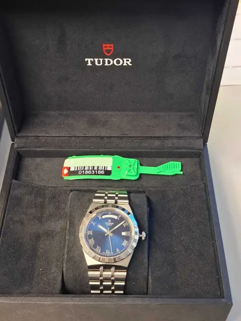 1 чоловічий наручний годинник *** Tudor*** Day-Date, Royal