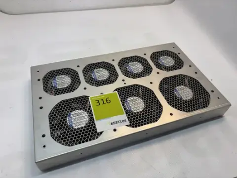 Casetă de ventilatoare ebm-papst cu 7 ventilatoare, 12 V