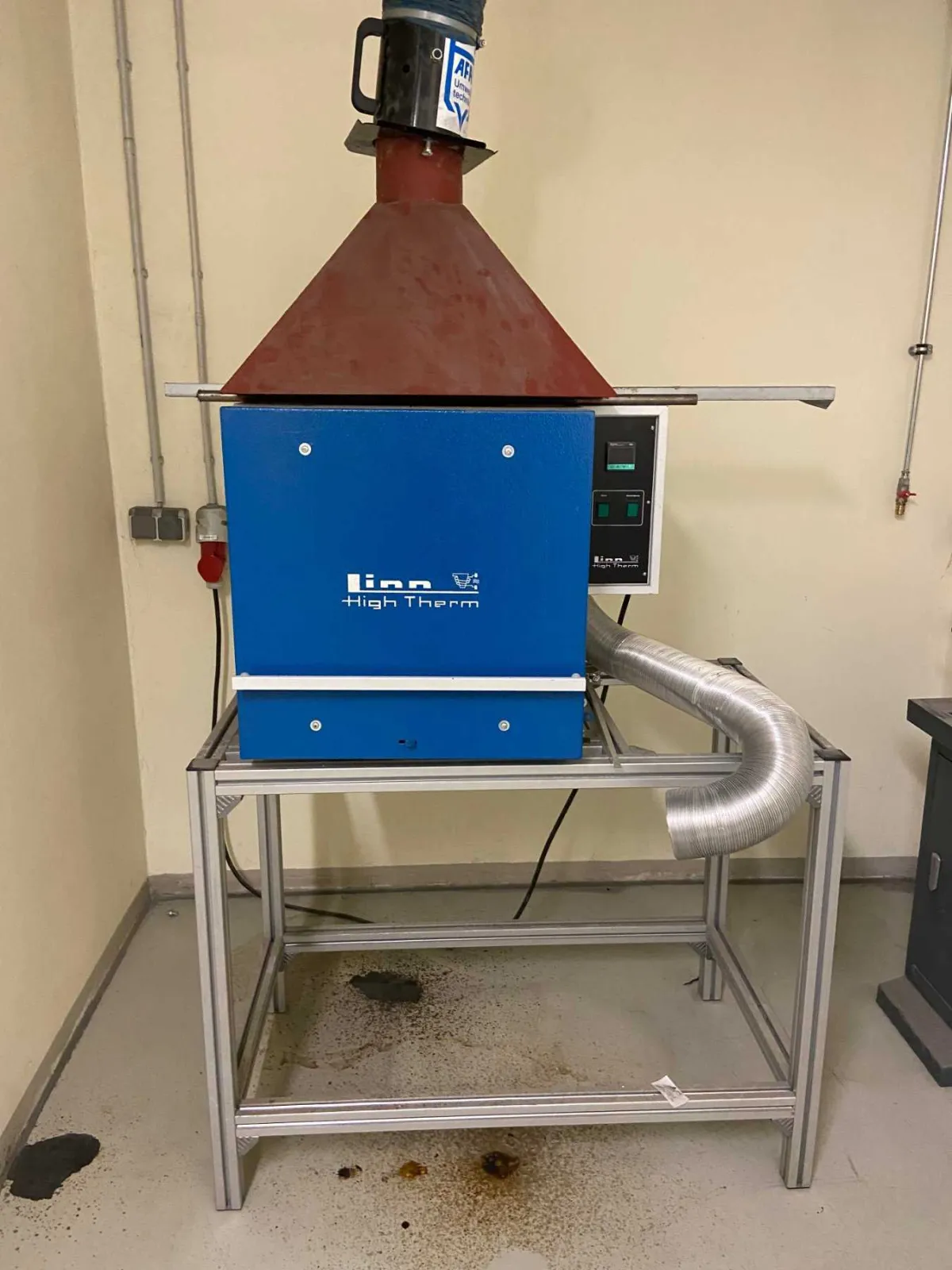 1 Linn High Therm muffelovn LM 512.07 med regulator G 400 – laboratorieovn / kammerovn