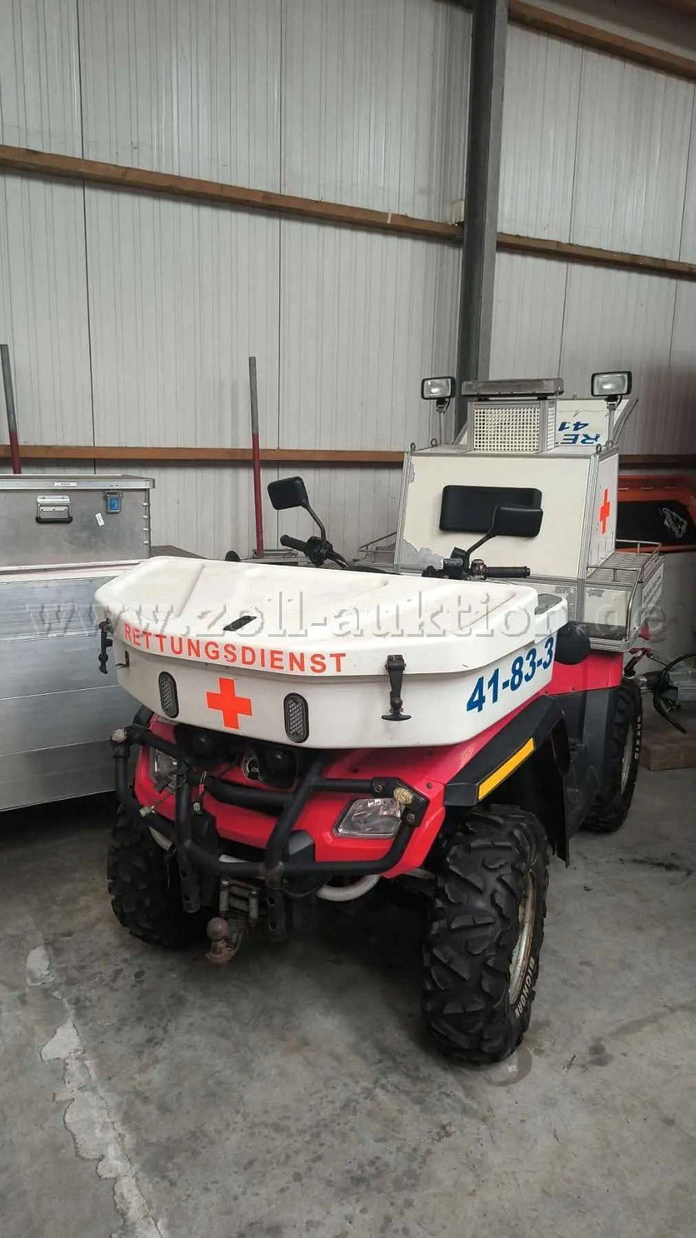 1 quad marca Can Am Outlander 4x4 viscolock