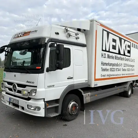LKW geschlossener Kasten DAIMLER Atego 1229 L