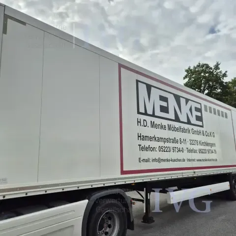 Trailer > 10 t DA lukket kasse KRONE