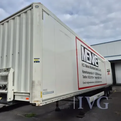 Påhængsvogn > 10 t lukket kasse KRONE N/A