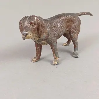 «SETTER» av köpeği figürü, Viyana bronzları tarzında, 20. yy, metal, soğuk polikrom boyama