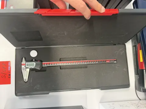7 Messschieber