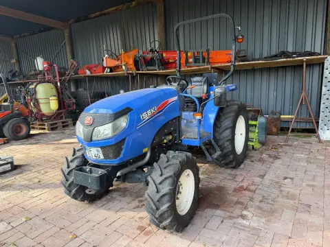 Tractor (compact)