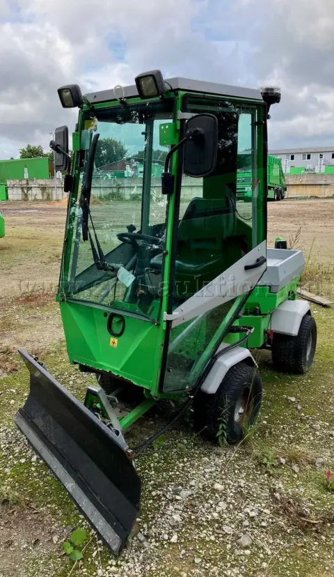 1 Egholm 2100 taşıyıcı ünite ve çeşitli ekipmanlar