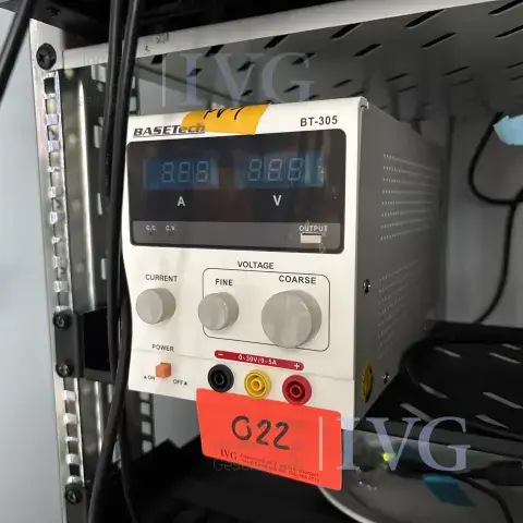 Virtalähde BASETECH BT-305