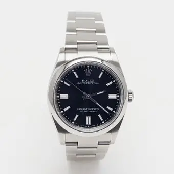 ROLEX. Rannekello, Oyster Perpetual, 36 mm, viite 126000, Oystersteel-teräs, musta kellotaulu, full set, 2024.