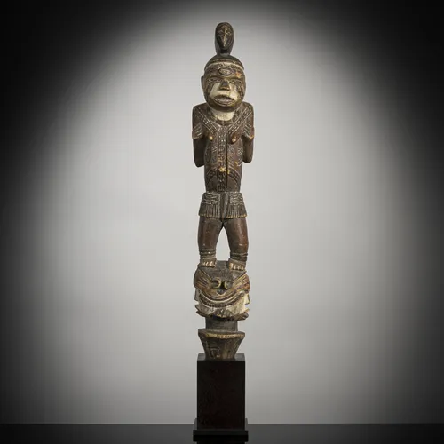 Bâton cérémoniel figuratif en bois