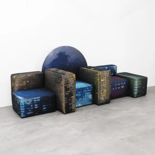 Gaetano Pesce – Limitowana sofa model Notturno a New York nr 4 z 50 egzemplarzy