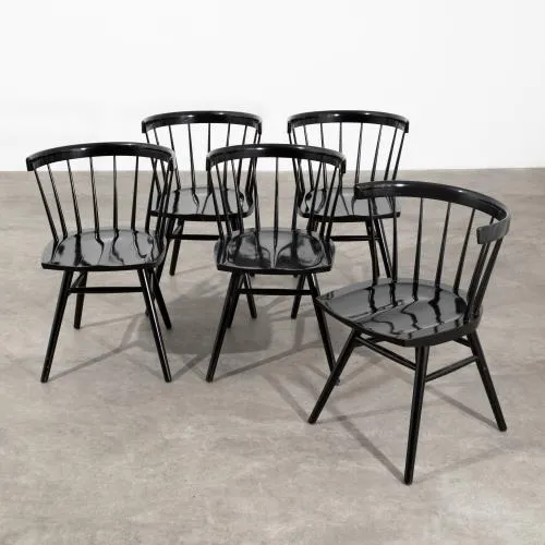 George Nakashima – 5 stoelen model Straight Chair ontwerp George Nakashima