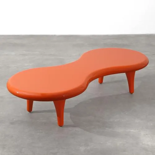 Marc Newson – Salontafel model Orgone