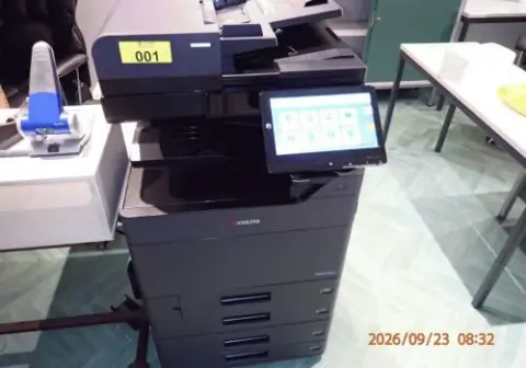 1 Standkopierer Kyocera Task Alpha MZ3501CI, mit 4 Papierfächern