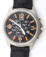 ساعة كرونوغراف Citizen Eco-Drive من التيتانيوم بحركة كوارتز Citizen Eco-Drive تعمل بالطاقة الشمسية
