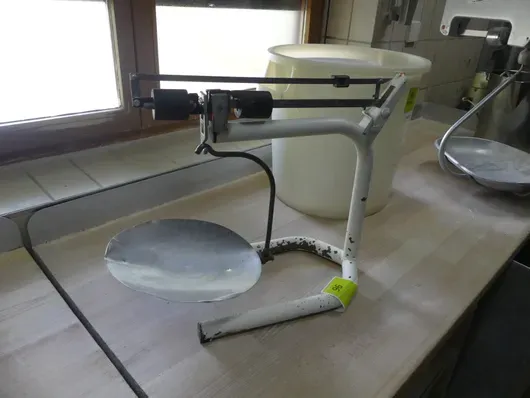 cântar mecanic pentru aluat cu greutate glisantă