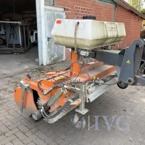 Påmonteret fejemaskine BEMA 25 Dual
