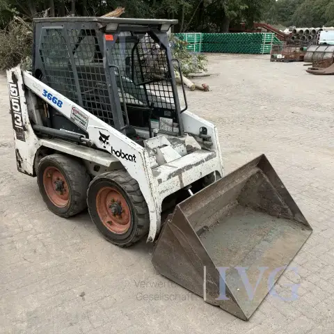 Utovarivač BOBCAT 3668 553