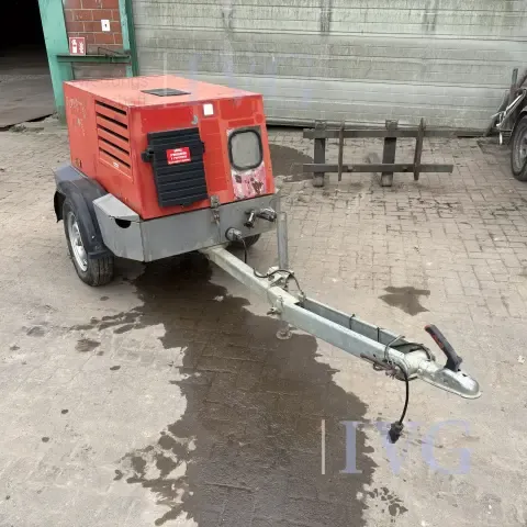 Working machine compressor KAESER M20