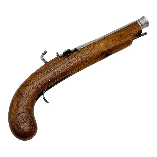 Pistola a miccia di tipo asiatico, probabilmente replica, con canna tonda conica e calcio curvo