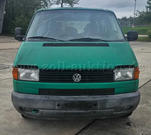 1 Volkswagen T4, donante de piezas o vehículo para aficionados