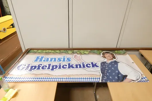 Plakát - Hansis Gipfelpicknick