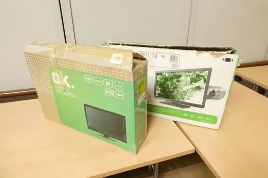 2x Moniteur