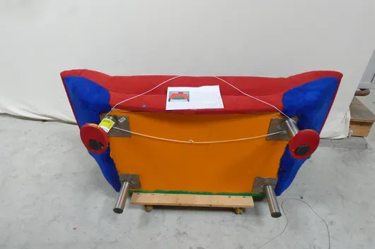 Requisite: Pumuckl TV Couch
