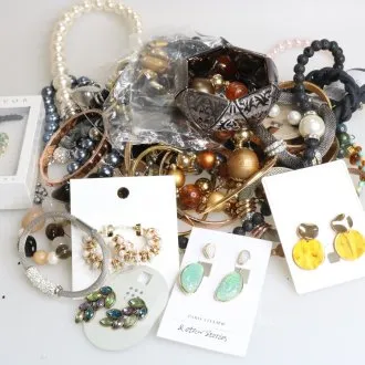 Grote sieraden lot