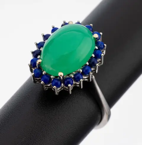 14 kt gouden chrysopraas-lapis lazuli ring, WG 585/000 getest, ovale chrysopraas cabochon