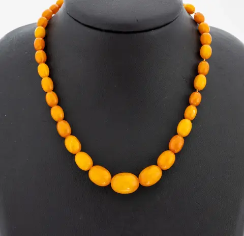 Barnsteen ketting, butterscotch barnsteen olijven in verloop, D. ca. 5-12,4 mm, L. ca.