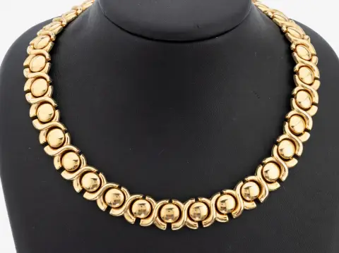 Collier or 14 kt, or jaune 585/000, maillons géométriques, D. env. 12 cm (L. env. 41 cm),