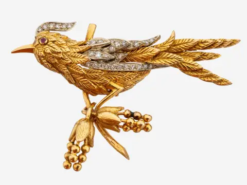 Broche en or 18 ct diamant-rubis, France, or jaune/blanc 750/000, représentant un oiseau